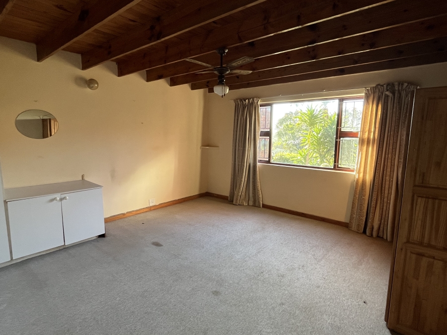 4 Bedroom Property for Sale in Seavale Eastern Cape